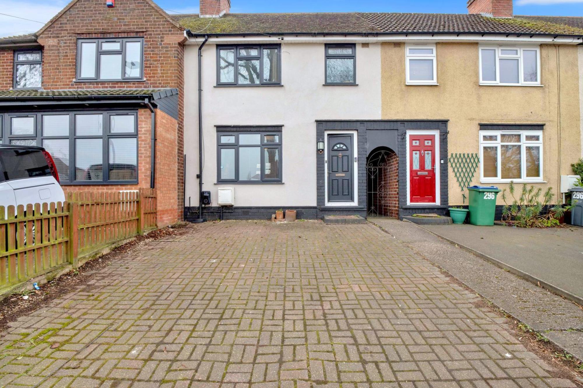 Charming 6 Beds House, Close To Centre, Free Parking